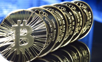 Come si usano i Bitcoin, tra vantaggi e pericoli. Intervista