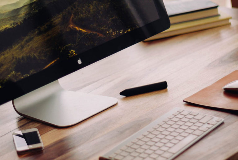 Il tuo nuovo PC aziendale ti spia mentre lavori?