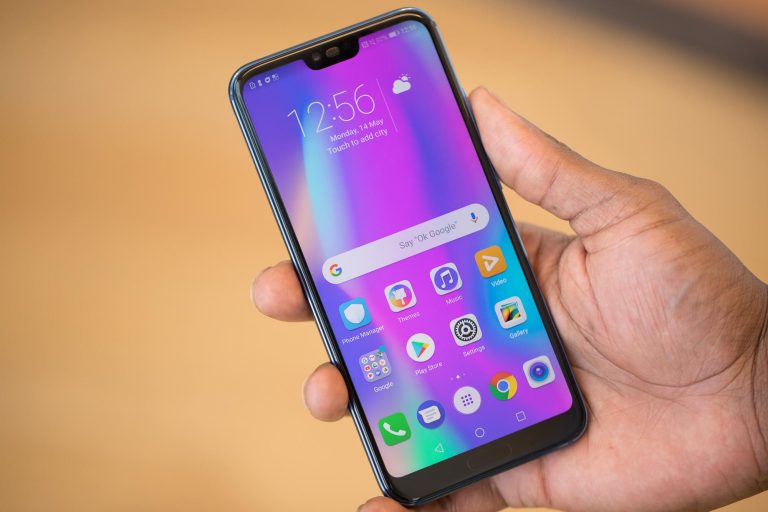 Honor 10 recensione. Un gran bel prodotto con pochi difetti
