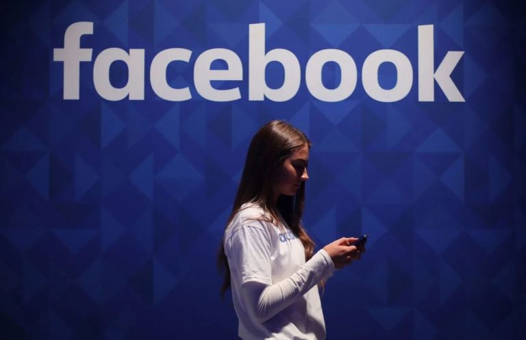 Come cancellare recensioni negative e false da Facebook