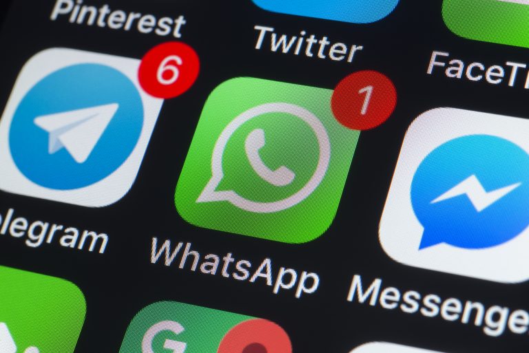 Gli insulti nei gruppi Whatsapp valgono come diffamazione