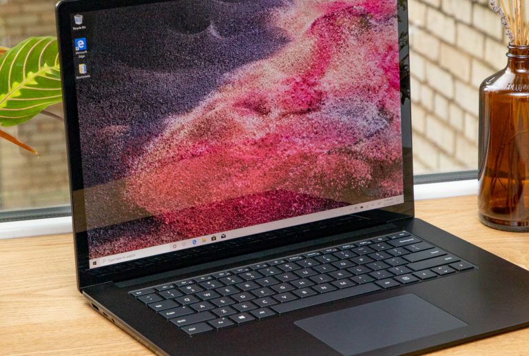 Recensione Microsoft Surface Laptop 3, 13.5. Lussuoso e molto comodo