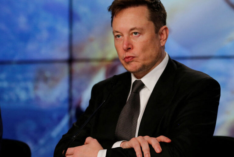 Elon Musk: l’intelligenza artificiale ci darà l’abbondanza ma anche i robot killer