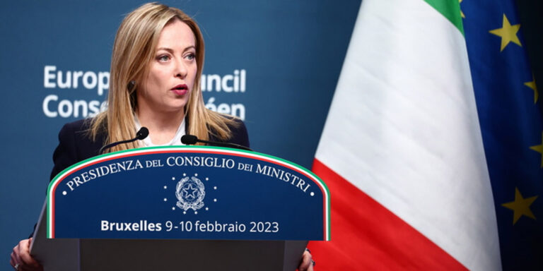 Meloni: “Nessun gelo con Parigi ma Macron ha sbagliato”