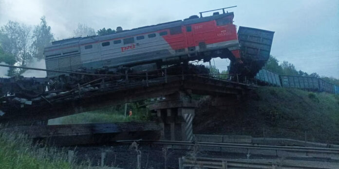 Attacchi ponti Ucraina