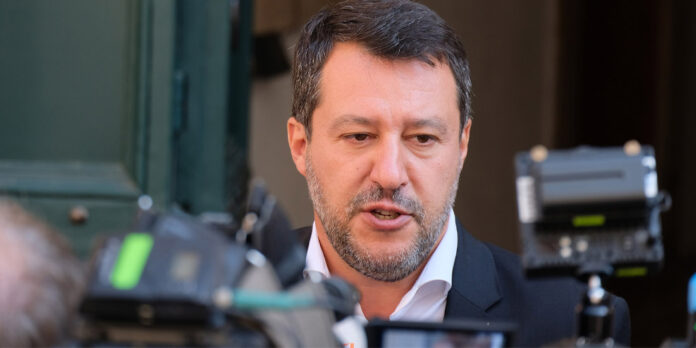 Salvini ponte sullo stretto